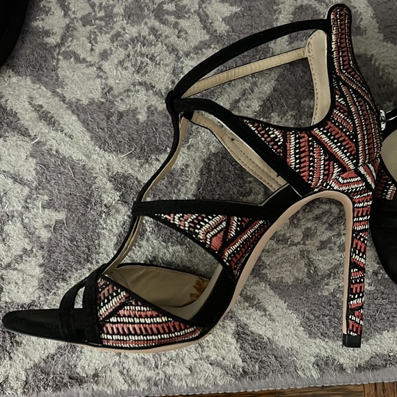 Zara Heels - Picture 2 of 6